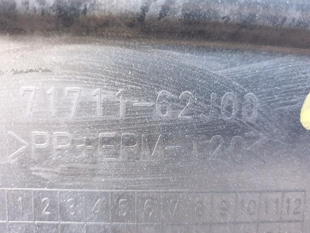 bontott SUZUKI SWIFT III Első Lökhárító (Részeivel)