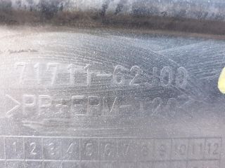 bontott SUZUKI SWIFT III Első Lökhárító (Részeivel)