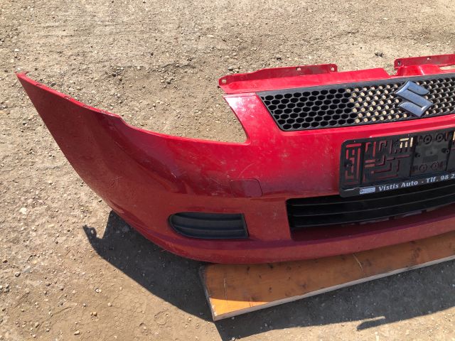 bontott SUZUKI SWIFT III Első Lökhárító (Részeivel)