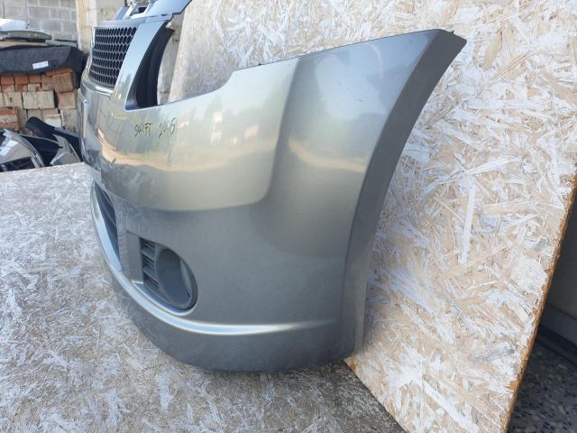 bontott SUZUKI SWIFT III Első Lökhárító (Részeivel)