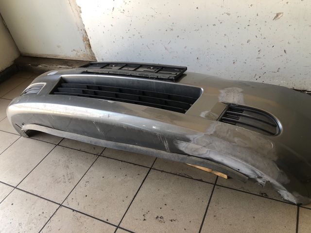 bontott SUZUKI SWIFT III Első Lökhárító (Részeivel)