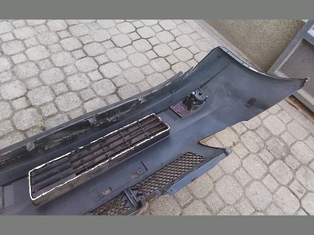 bontott SUZUKI SWIFT III Első Lökhárító (Részeivel)