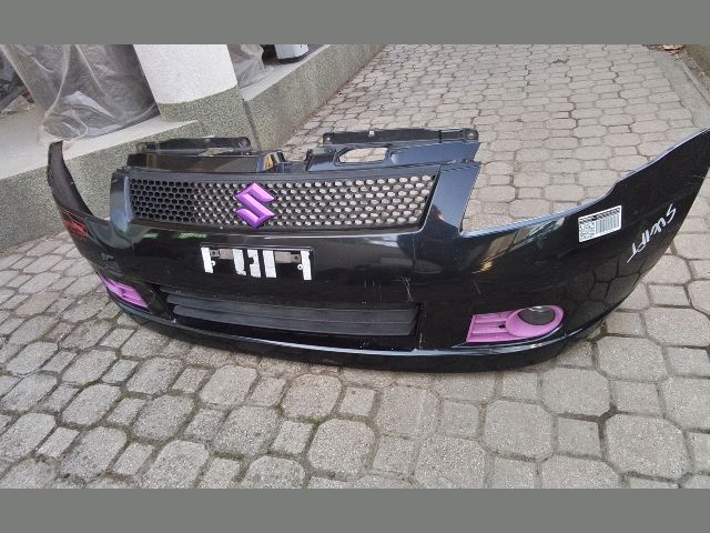 bontott SUZUKI SWIFT III Első Lökhárító (Részeivel)