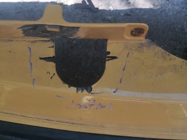 bontott SUZUKI SWIFT III Első Lökhárító (Részeivel)