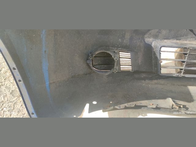 bontott SUZUKI SWIFT III Első Lökhárító (Részeivel)