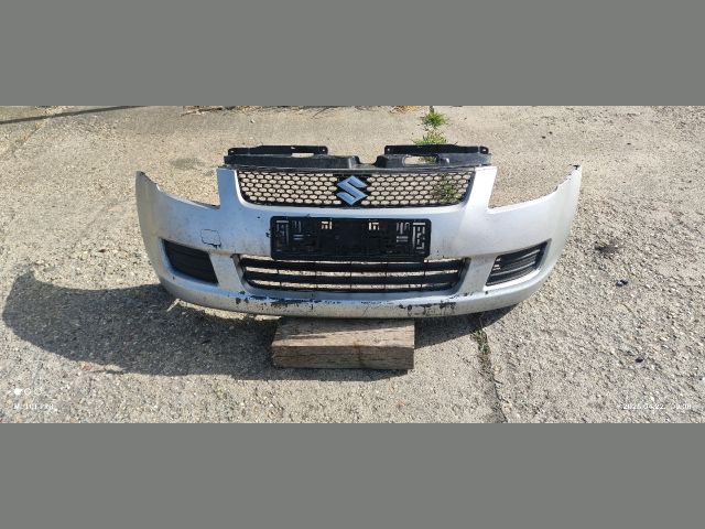 bontott SUZUKI SWIFT III Első Lökhárító (Részeivel)