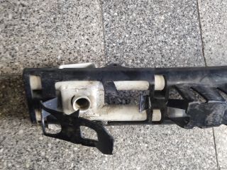 bontott SUZUKI SWIFT III Első Lökhárító Tartó Felső