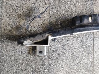 bontott SUZUKI SWIFT III Első Lökhárító Tartó Felső