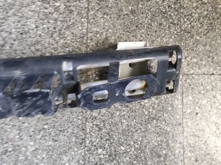 bontott SUZUKI SWIFT III Első Lökhárító Tartó Felső