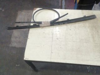 bontott SUZUKI SWIFT III Első Szélvédő Bal Díszléc