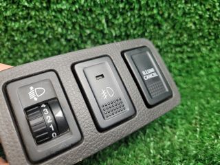 bontott SUZUKI SWIFT III Fényszórómagasság Állító Kapcsoló