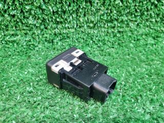 bontott SUZUKI SWIFT III Fényszórómagasság Állító Kapcsoló