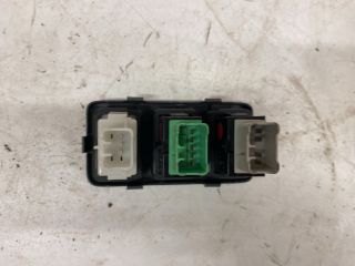 bontott SUZUKI SWIFT III Fényszórómagasság Állító Kapcsoló