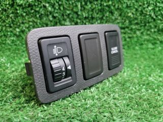 bontott SUZUKI SWIFT III Fényszórómagasság Állító Kapcsoló