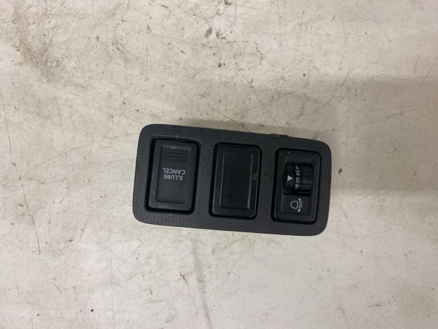 bontott SUZUKI SWIFT III Fényszórómagasság Állító Kapcsoló