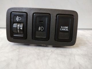 bontott SUZUKI SWIFT III Fényszórómagasság Állító Kapcsoló