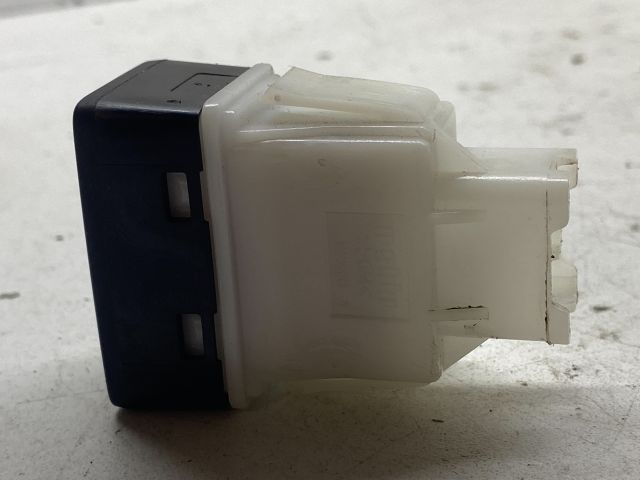 bontott SUZUKI SWIFT III Fényszórómagasság Állító Kapcsoló