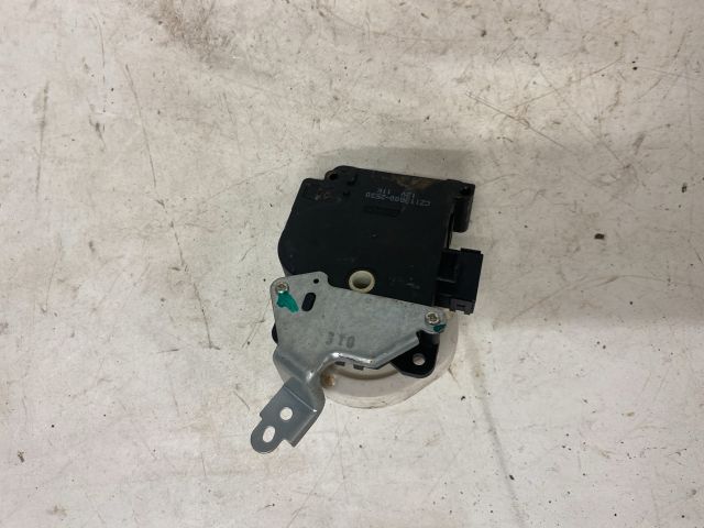 bontott SUZUKI SWIFT III Fűtés Állító Motor