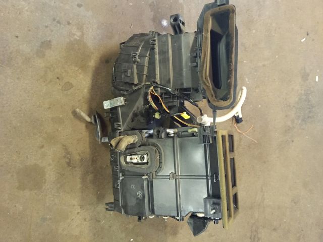 bontott SUZUKI SWIFT III Fűtés Box