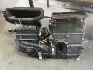 bontott SUZUKI SWIFT III Fűtés Box