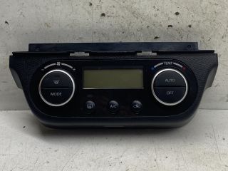 bontott SUZUKI SWIFT III Fűtéskapcsoló (digit klímás)