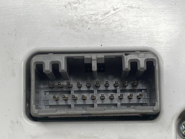 bontott SUZUKI SWIFT III Fűtéskapcsoló (digit klímás)