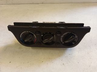 bontott SUZUKI SWIFT III Fűtéskapcsoló (manuális klímás)