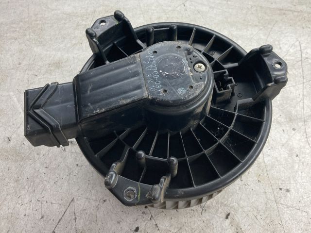 bontott SUZUKI SWIFT III Fűtőmotor (Klímás)