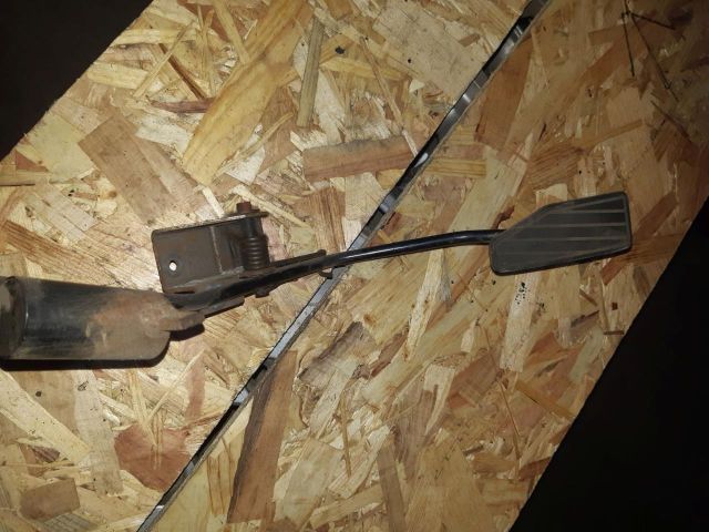 bontott SUZUKI SWIFT III Gázpedál (Mechanikus)