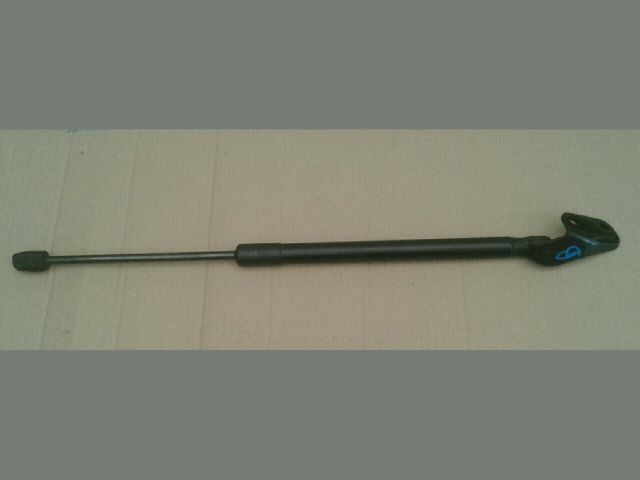 bontott SUZUKI SWIFT III Gázrugós Kitámasztó Teleszkóp Csomagtérajtó Bal