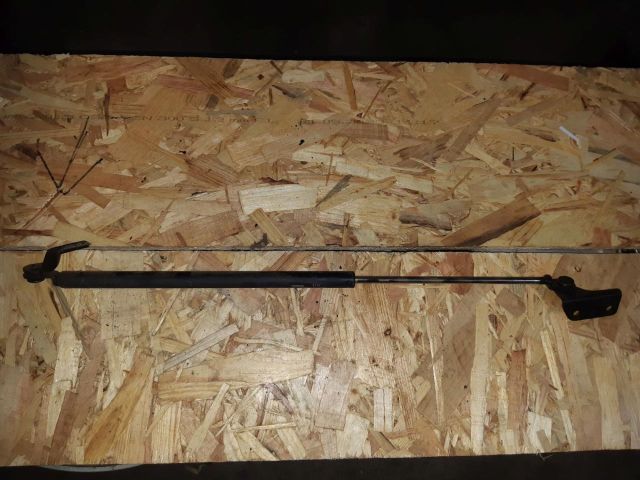 bontott SUZUKI SWIFT III Gázrugós Kitámasztó Teleszkóp Csomagtérajtó (Pozíciófüggetlen)