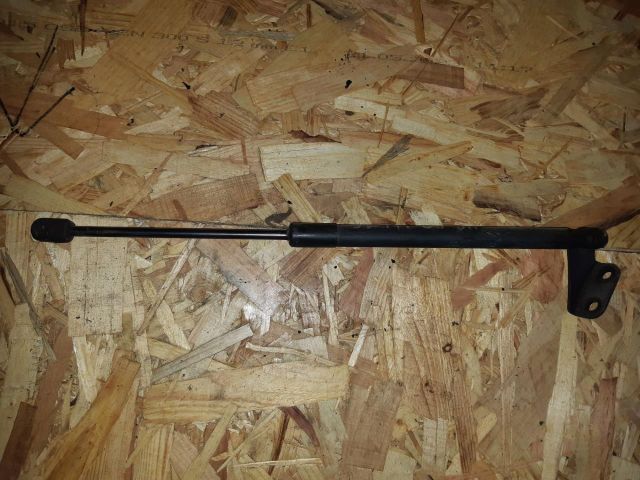 bontott SUZUKI SWIFT III Gázrugós Kitámasztó Teleszkóp Csomagtérajtó (Pozíciófüggetlen)