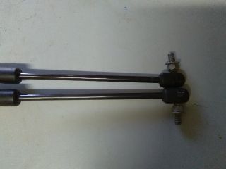 bontott SUZUKI SWIFT III Gázrugós Kitámasztó Teleszkóp Pár Csomagtérajtó