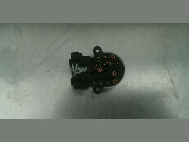 bontott SUZUKI SWIFT III Gyújtáskapcsoló Elektronika