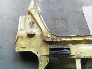 bontott SUZUKI SWIFT III Hátfal