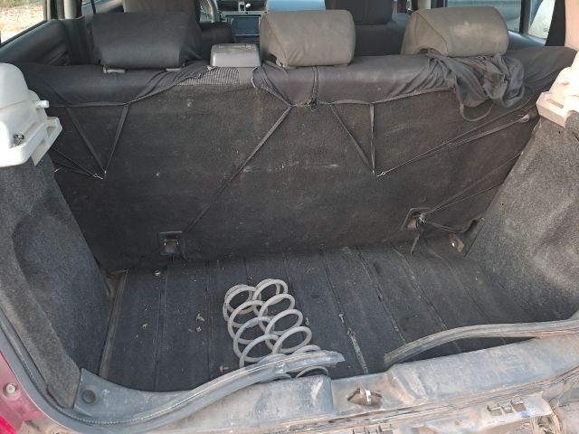 bontott SUZUKI SWIFT III Hátfal