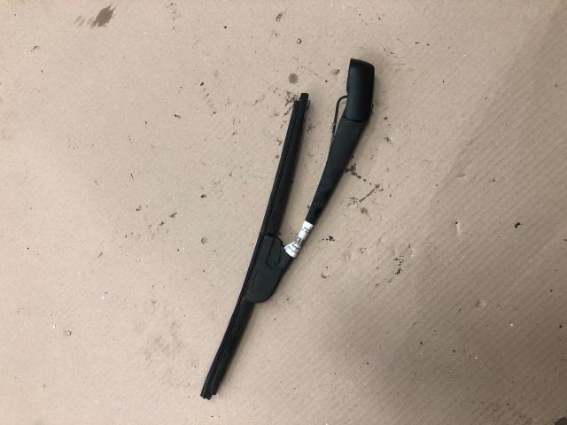 bontott SUZUKI SWIFT III Hátsó Ablaktörlő Kar