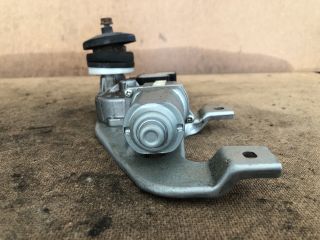 bontott SUZUKI SWIFT III Hátsó Ablaktörlő Motor