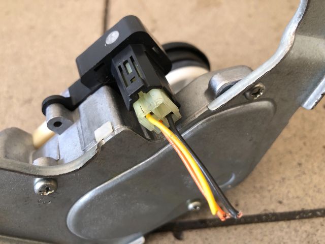 bontott SUZUKI SWIFT III Hátsó Ablaktörlő Motor