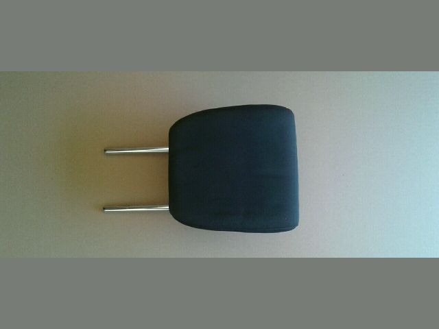 bontott SUZUKI SWIFT III Hátsó Fejtámla