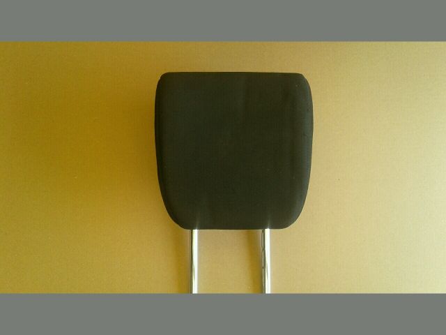 bontott SUZUKI SWIFT III Hátsó Fejtámla