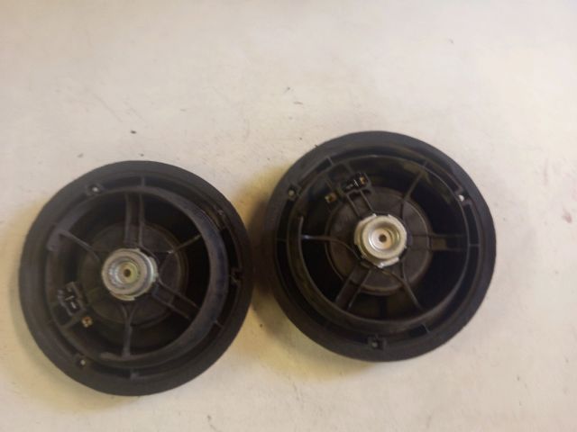 bontott SUZUKI SWIFT III Hátsó Hangszóró Pár