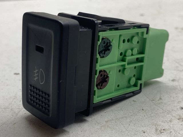 bontott SUZUKI SWIFT III Hátsó Ködzárófény Kapcsoló