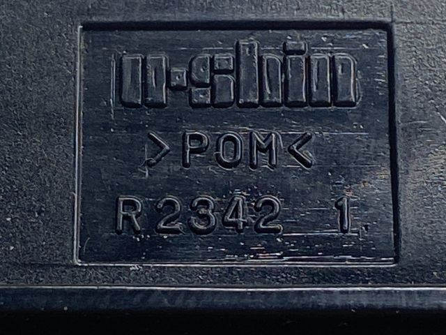 bontott SUZUKI SWIFT III Hátsó Ködzárófény Kapcsoló