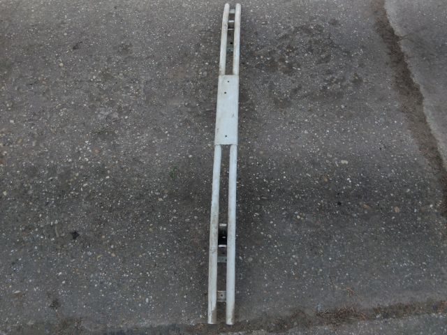 bontott SUZUKI SWIFT III Hátsó Lökhárító Merevítő (Fém)