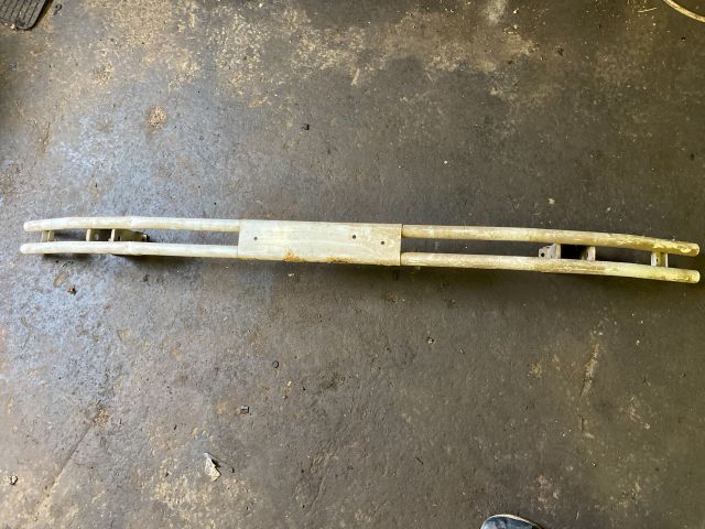 bontott SUZUKI SWIFT III Hátsó Lökhárító Merevítő (Fém)