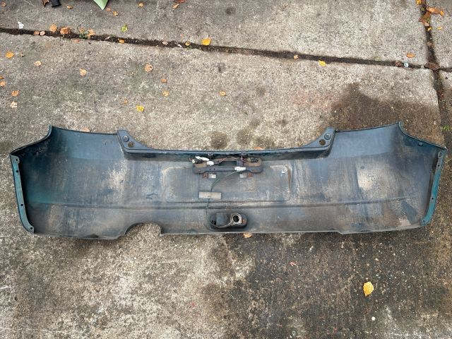 bontott SUZUKI SWIFT III Hátsó Lökhárító (Részeivel)