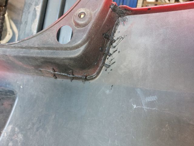 bontott SUZUKI SWIFT III Hátsó Lökhárító (Részeivel)