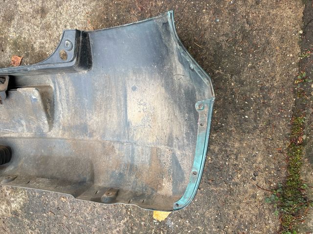 bontott SUZUKI SWIFT III Hátsó Lökhárító (Részeivel)