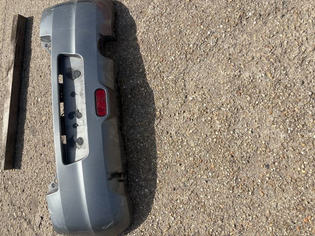 bontott SUZUKI SWIFT III Hátsó Lökhárító (Részeivel)